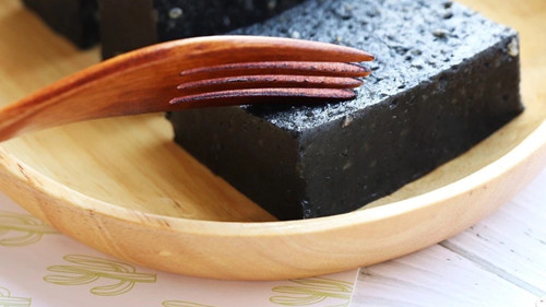 Black Sesame Cake - What cutting equipment can cut both Cake and Roll