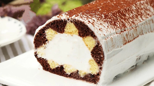 Floret Cocoa Cake Roll - Cut to see surprise - Cheersonic