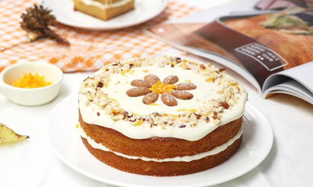 Carrot Cake Cut - Traybake Ultrasonic Cutting - Cheersonic