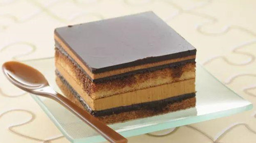 Opera Cake - The best way to cut a double layer cake